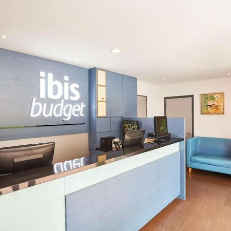 Ibis Budget Singapore Sapphire Exteriör bild
