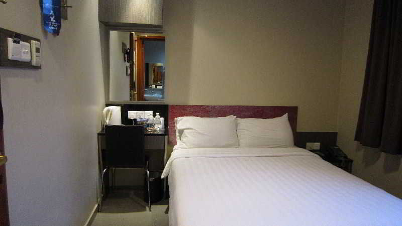 Ibis Budget Singapore Sapphire Exteriör bild