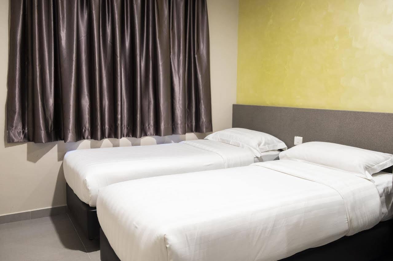 Ibis Budget Singapore Sapphire Exteriör bild