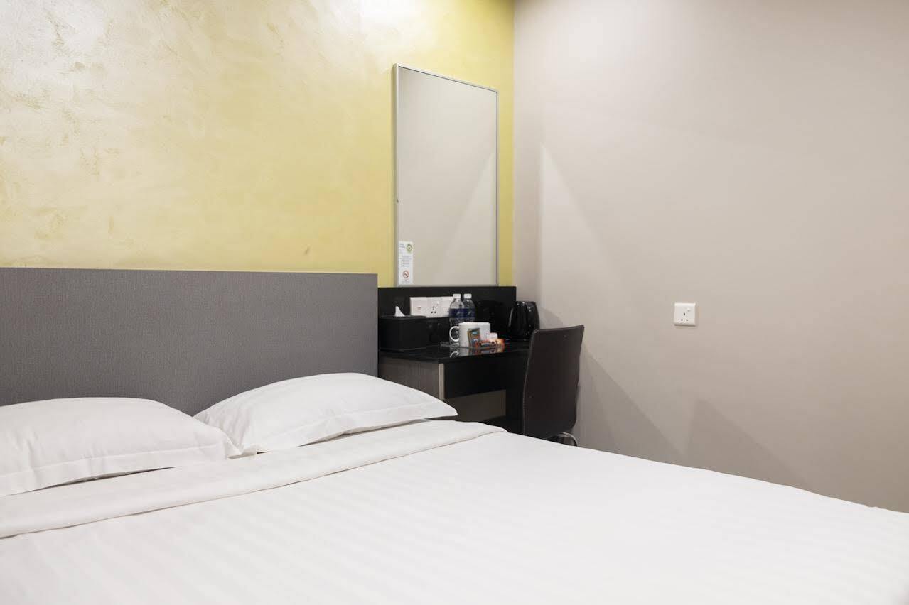 Ibis Budget Singapore Sapphire Exteriör bild
